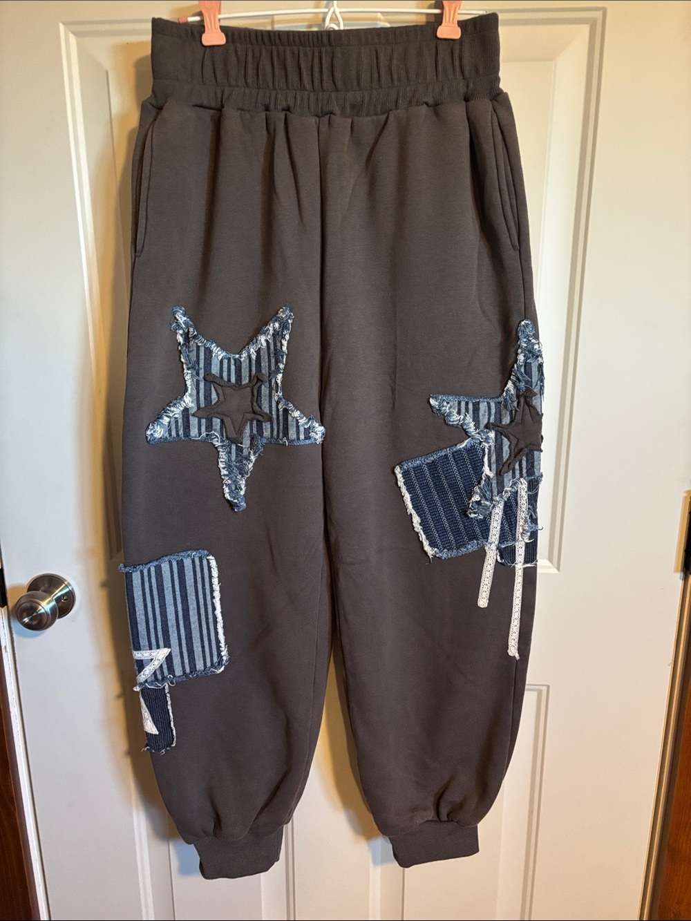 Oli & Hali Charcoal Jogger Sweatpants with Star & Patch Appliqués